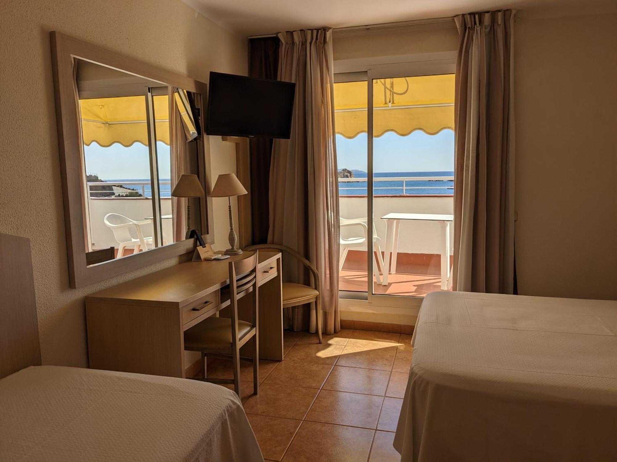 Hotel Capri Tossa de Mar Exteriör bild