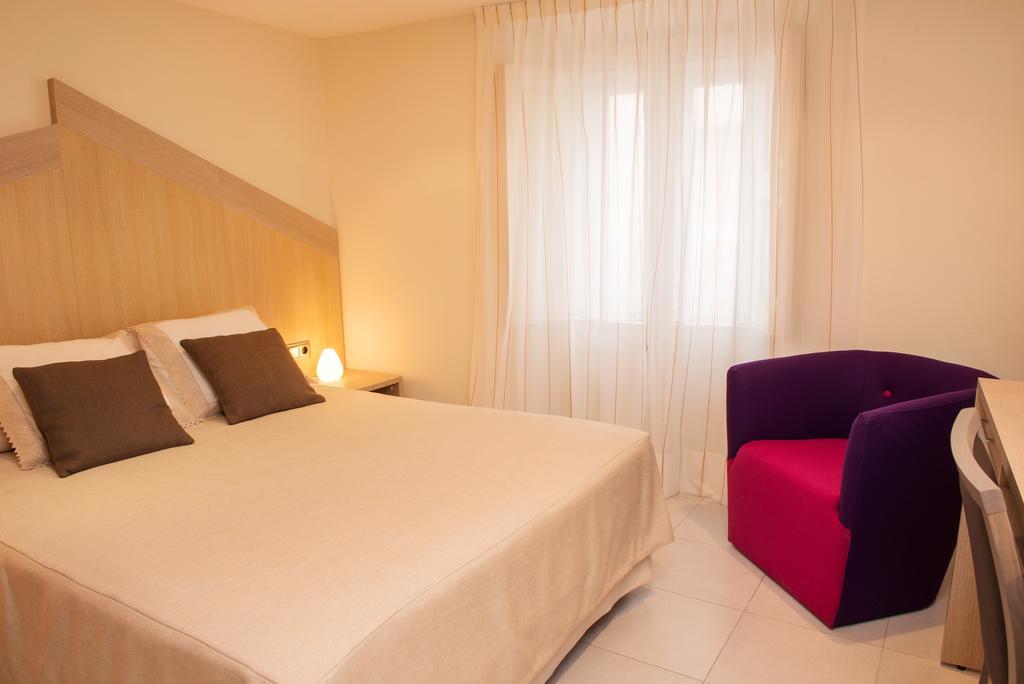 Hotel Capri Tossa de Mar Rum bild